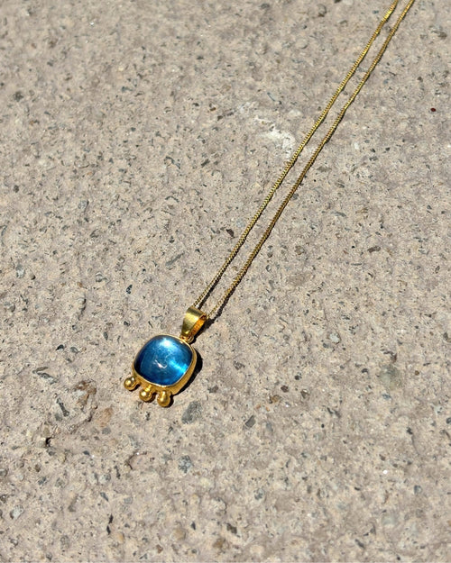 3 Points Topaz Pendant